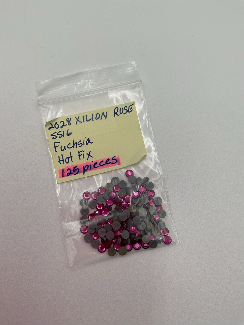 Swarovski • Color: Fuchsia, 2028 XILION Rose Hotfix Rhinestones